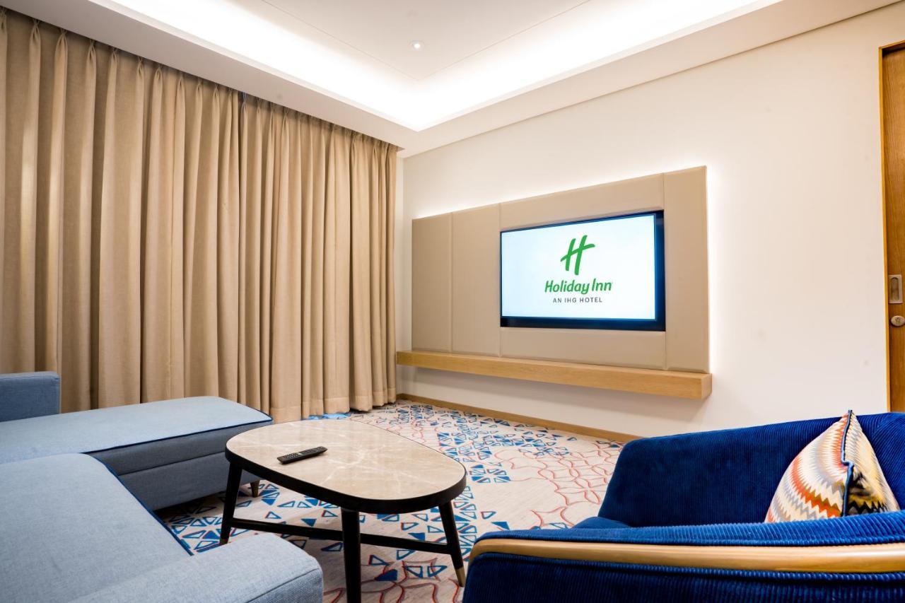 Holiday Inn Lucknow Airport By Ihg Bagian luar foto