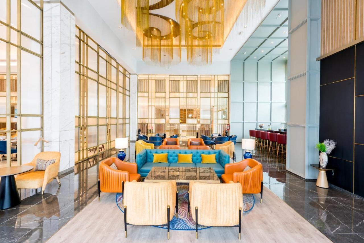 Holiday Inn Lucknow Airport By Ihg Bagian luar foto