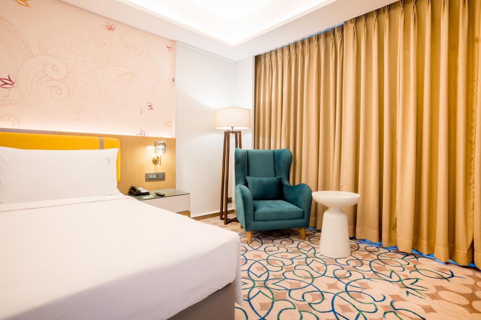 Holiday Inn Lucknow Airport By Ihg Bagian luar foto